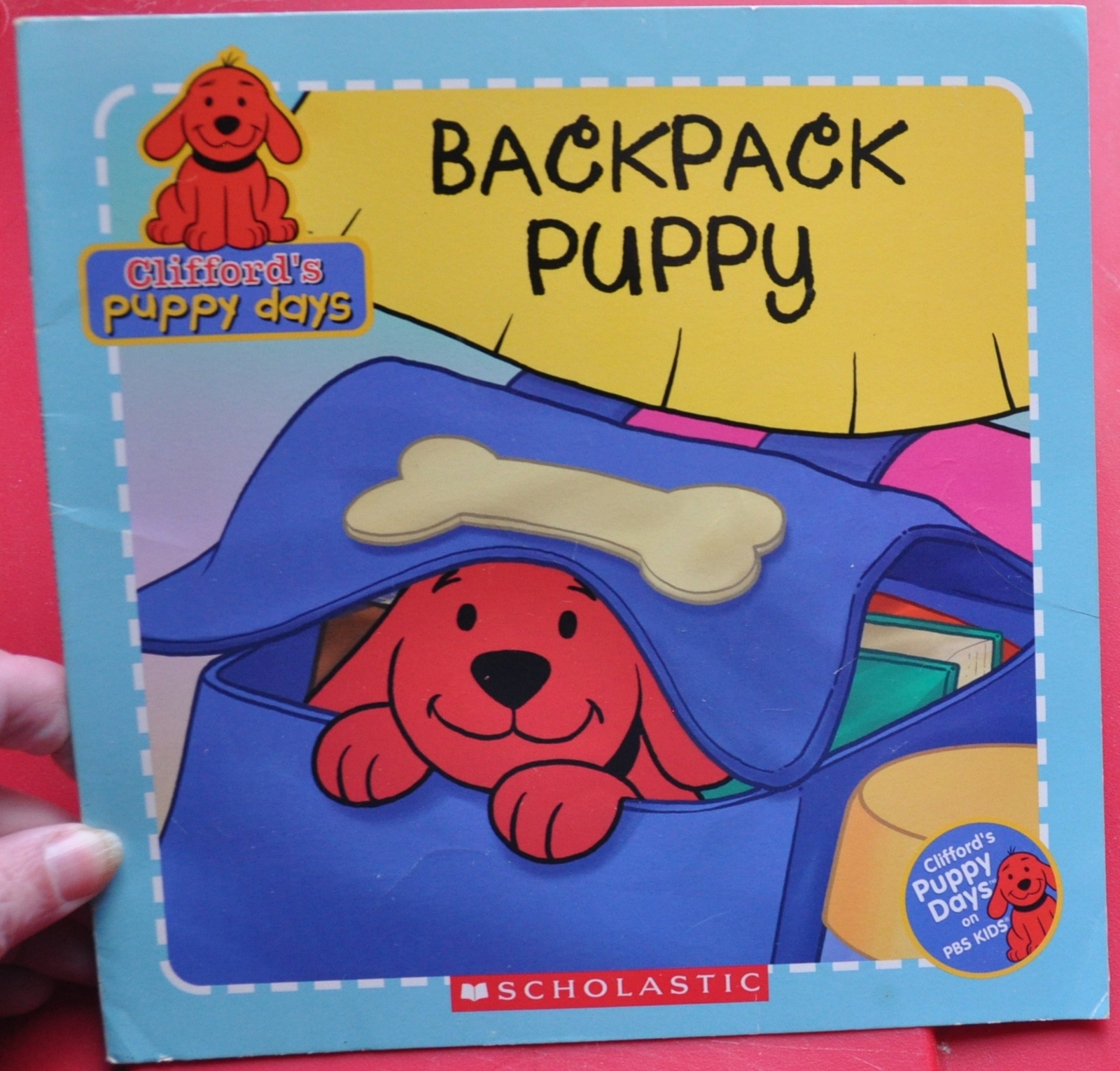 Clifford the Big Red Dog in his Puppy Days Goes to School - Backpack ...