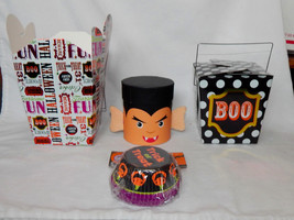 Halloween Celebrate It Vampire Round Box Takeout Boxes Wilton Baking Cups 37J - $7.89
