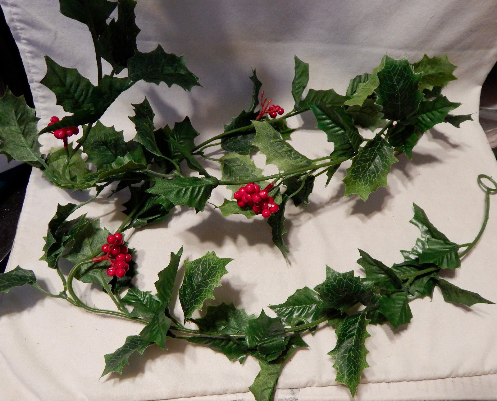 Ashland Garland 6ft Green Leaves Red Berries Fall Decor Picks All ...