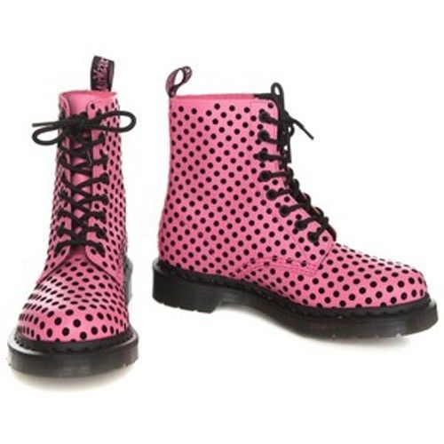 doc martens hot topic