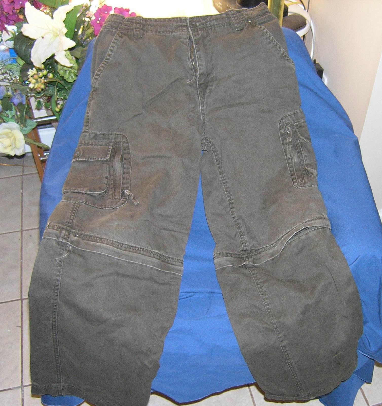 arizona jeans cargo pants