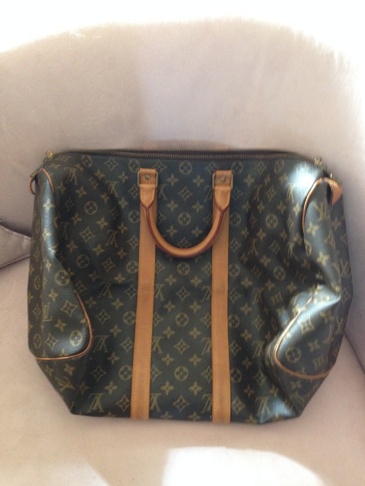 Genuine Louis Vuitton Gym Bag 45 - carry all Bag - Handbag Accessories
