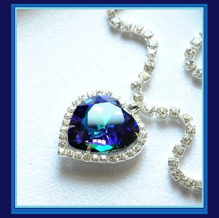 Unbranded - Stunning crystal heart ocean blue austrian swarovski rhinestone circled necklace