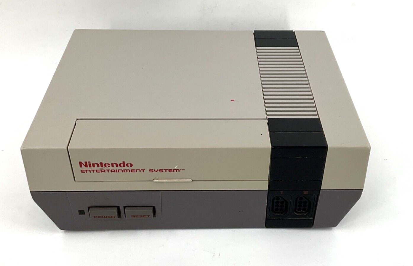 1985 Nintendo Entertainment System Console With Super Mario Brothers3 ...