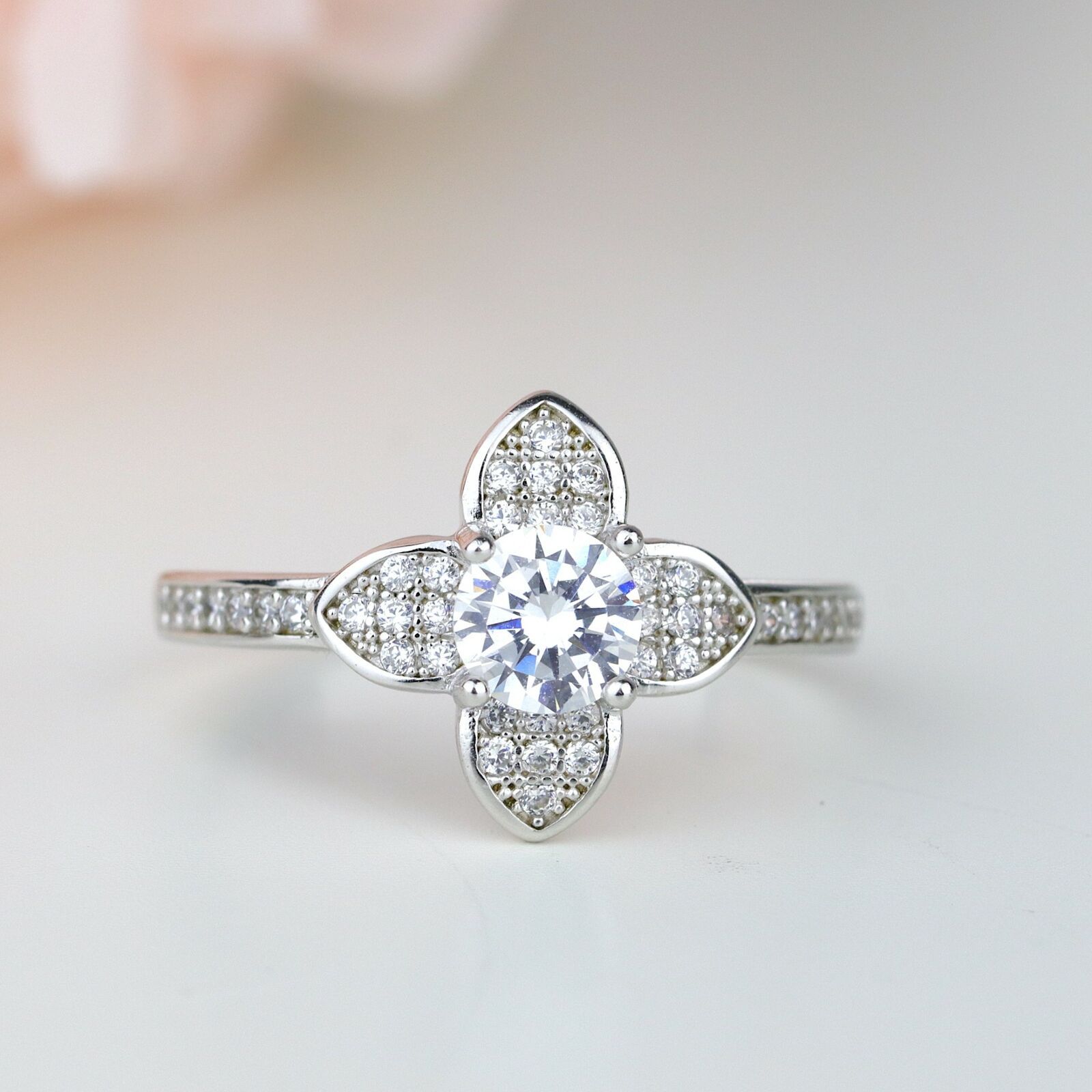 Vintage Floral Four-leaf Clover Engagement Ring Promise Ring Wedding Ring