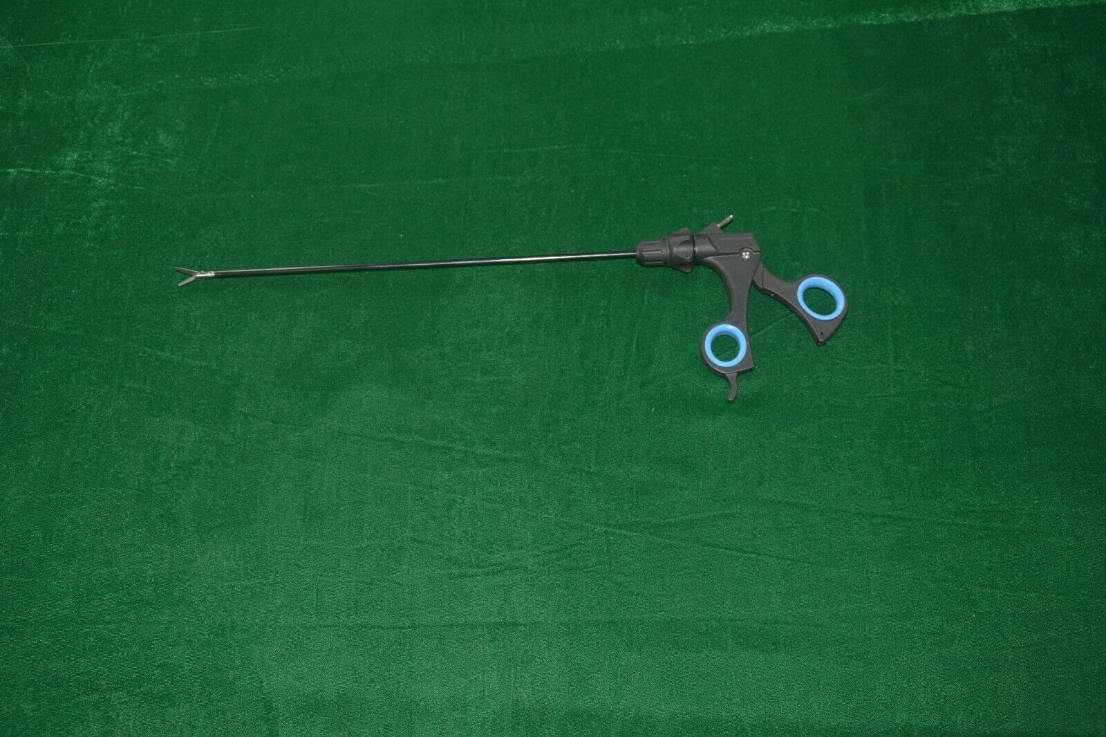 Laparoscopic Monopolar Curved Scissor Autoclavable Surgical Instruments 5mm Laparoscopic