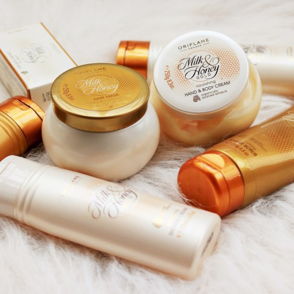 Nourishing Hand Scrub Milk and Honey Oriflame 75 gr organically sourced