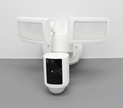 Feit Electric SEC3000/CAM Dual Head Motion Floodlight Security Camera White image 2