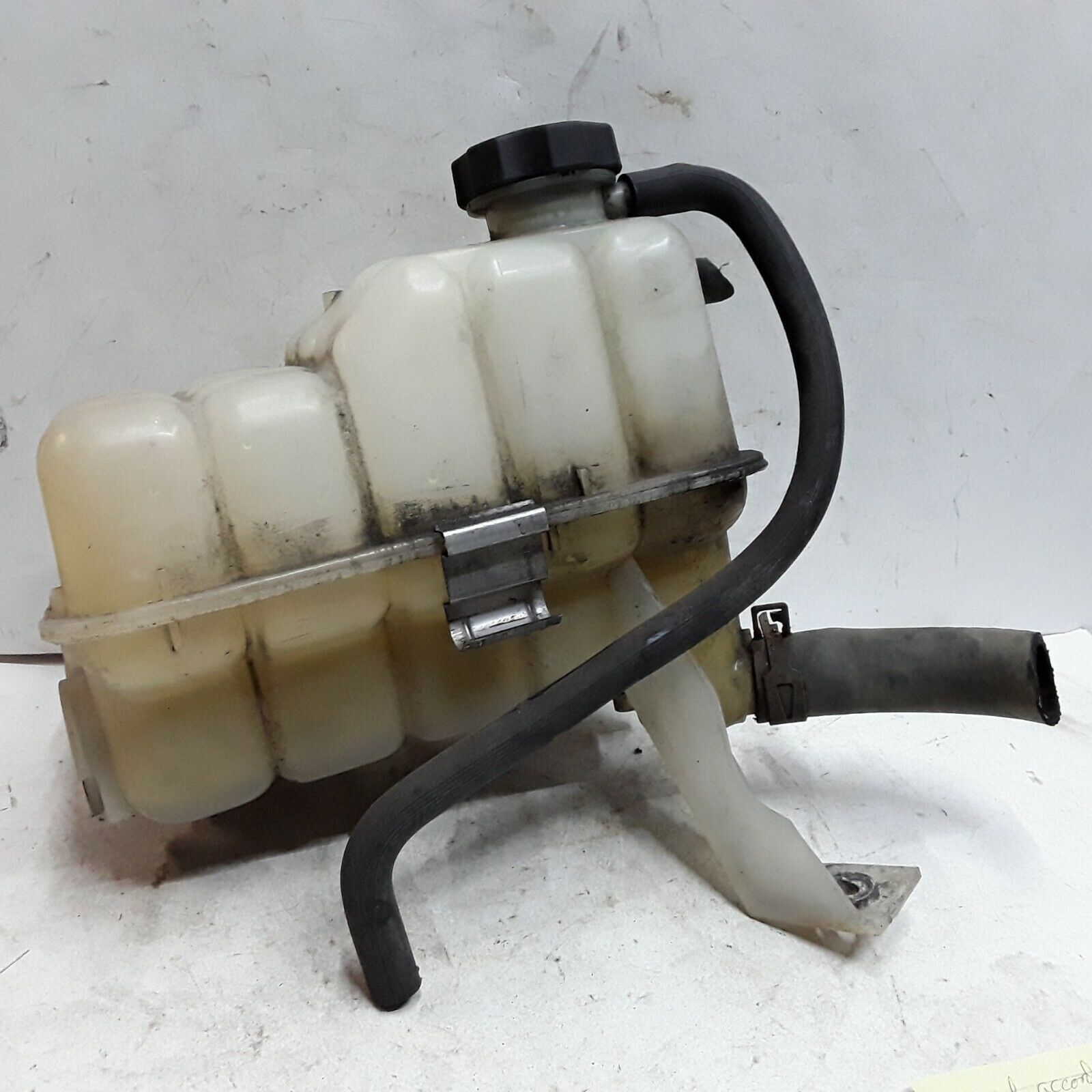 99 00 01 02 03 04 05 06 07 Silverado Sierra Avalanche radiator overflow