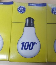20 X Gls Household Bulbs 100 Watts Bc Cap Perl 240 Volt For The Uk Market - $27.00