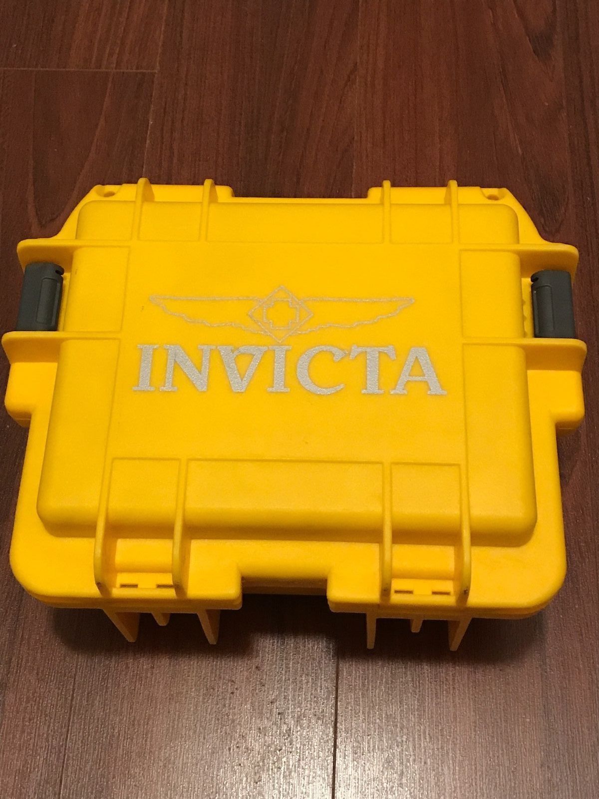 50 slot invicta watch case rose gold