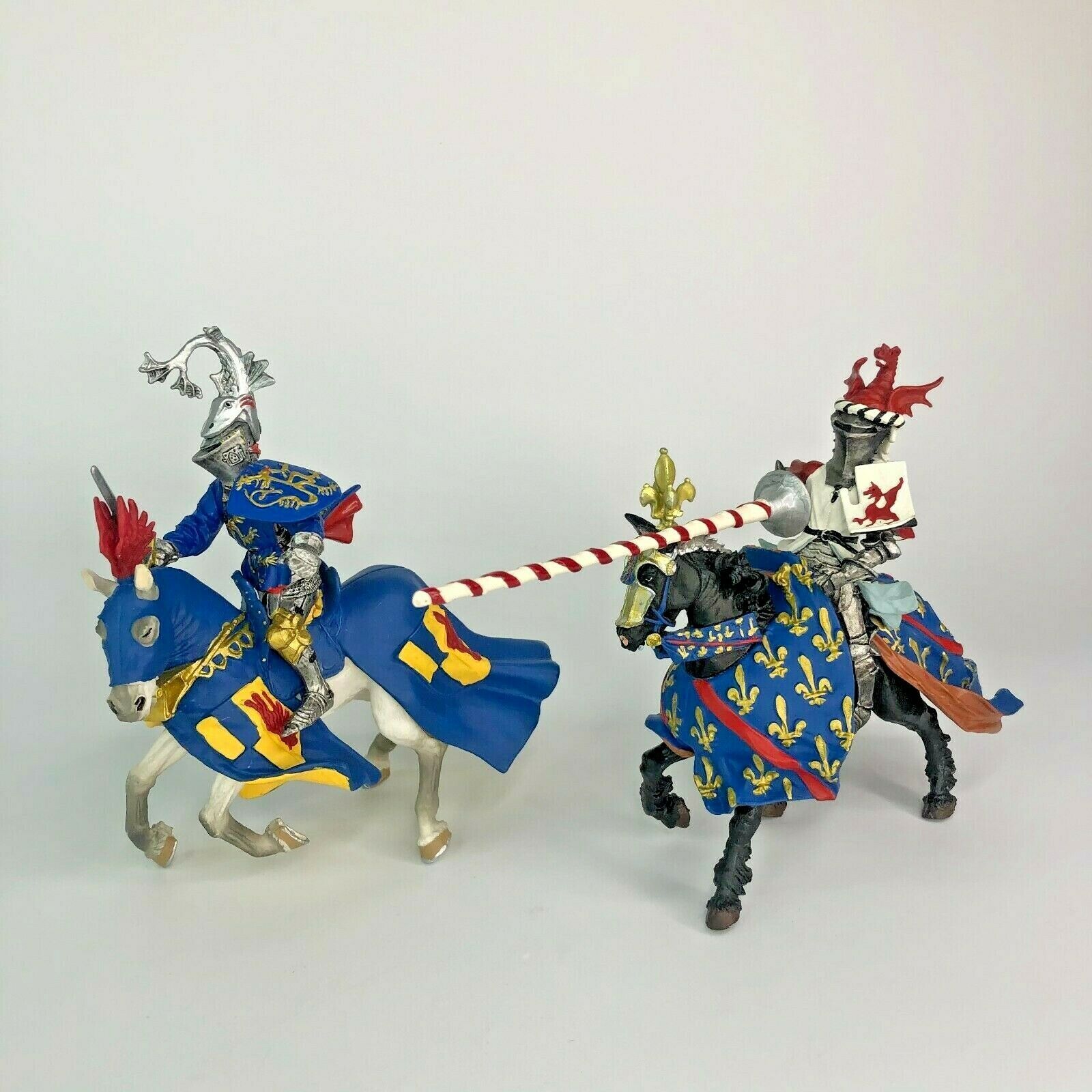 Plastoy Knights - 2 x Horse & Knight Figures Medieval Toy - Everything Else