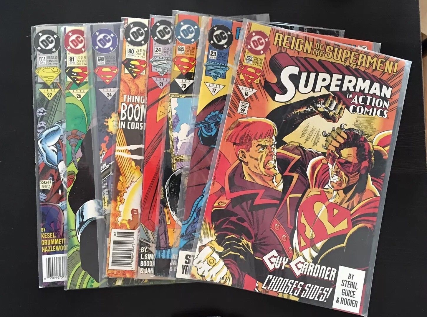 THE DEATH OF SUPERMAN FUNERAL FOR A FRIEND REIGN OF THE SUPERMEN JUSTICE LEAGUE Superman