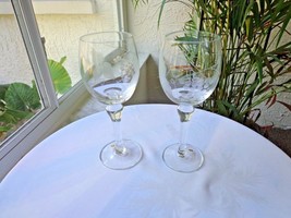 Set of 2 Clear Grey Etched Wine Glasses - $13.86