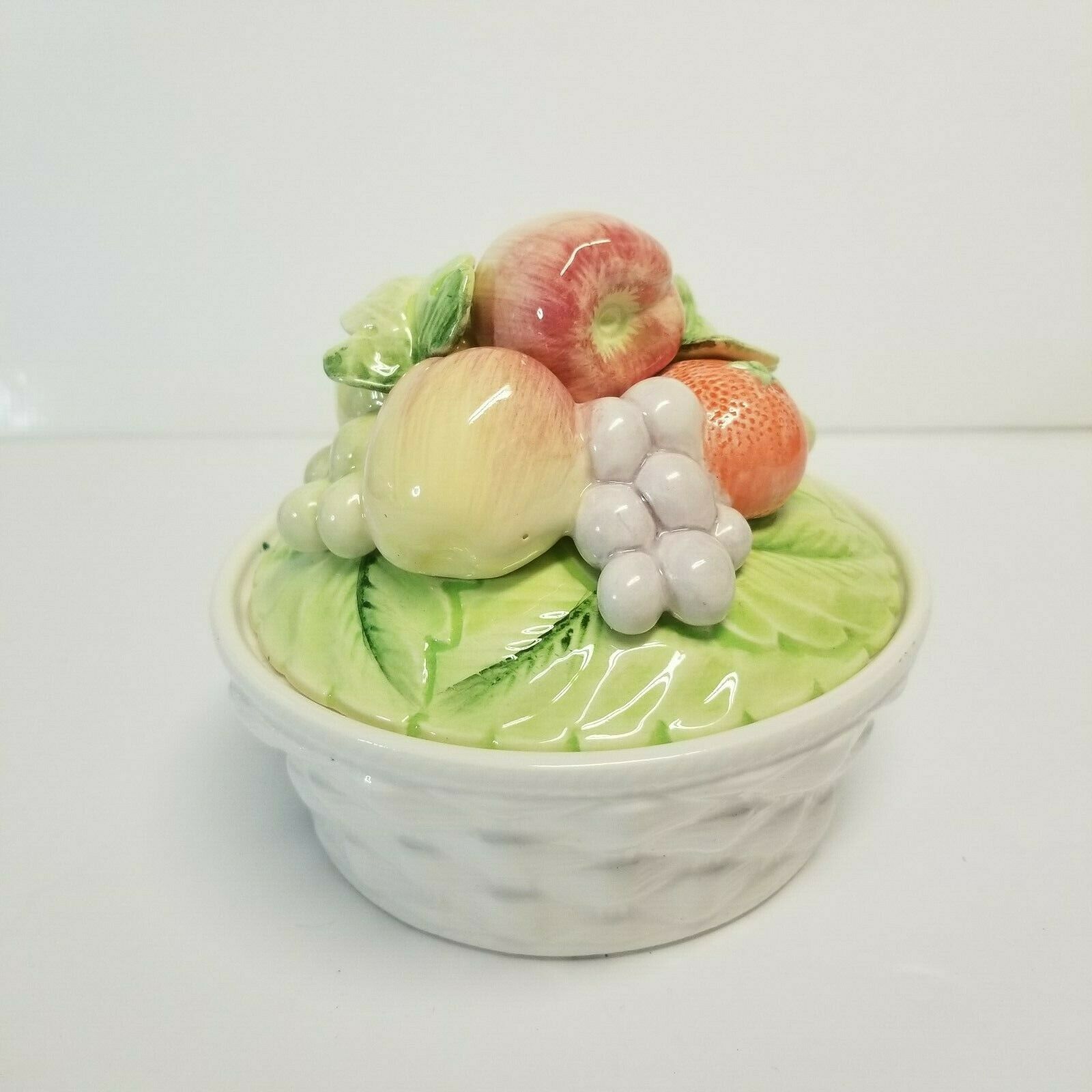 Vintage Ceramic Fruit Bowl with Lid Made Exclusively for Elizabeth Arden Japan Trinket Boxes