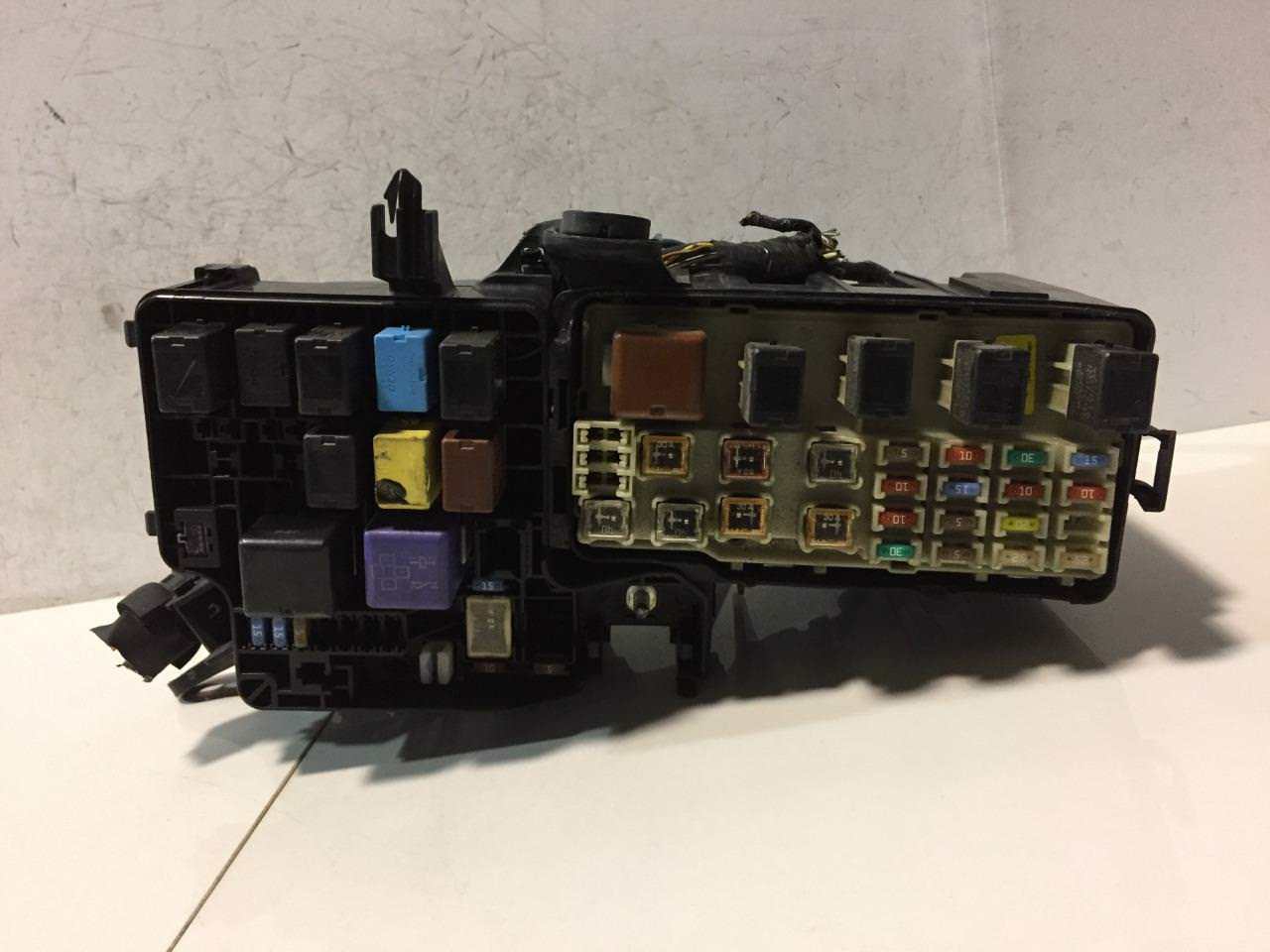 20022006 Toyota Camry Fuse Panel Relay Junction Box P406 Mirrors