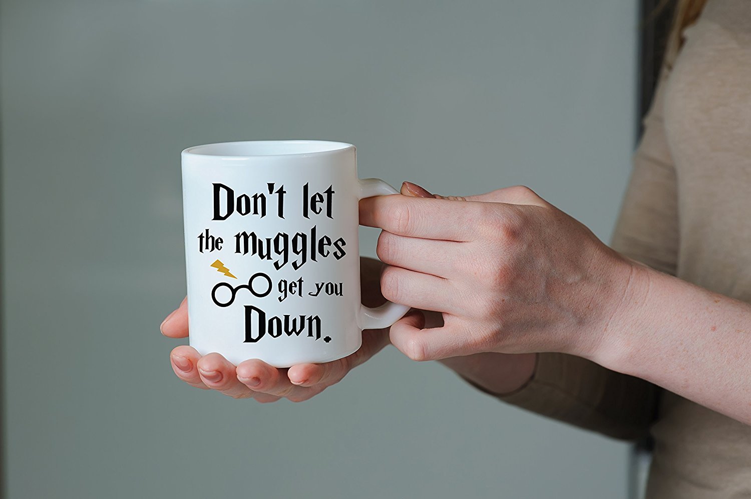 Get down. Get you down. Gets you up. Кружка на английском. Muggles.