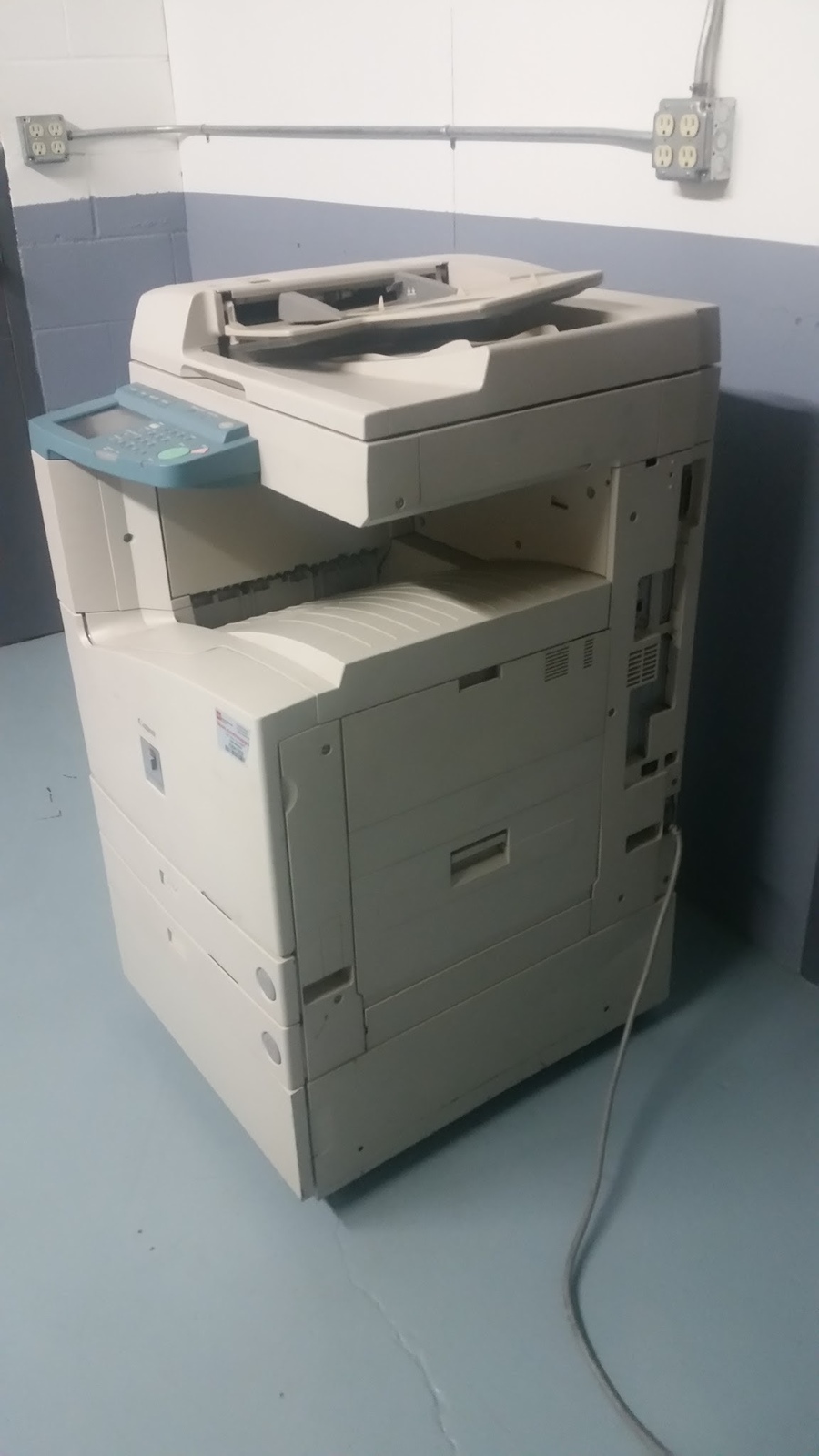 Canon imageRunner 3300 Black and White Copier Copiers