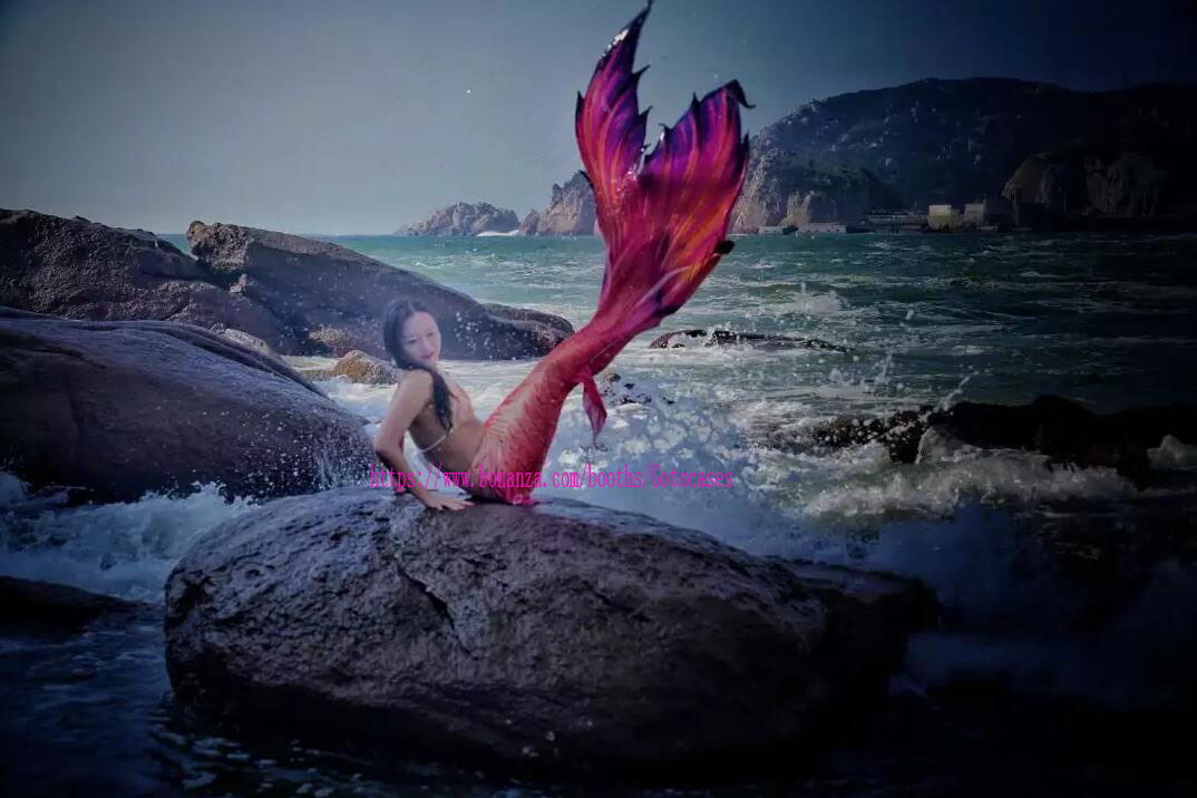 Swimmable Mermaid Tail For Women for Sale, Mermaid Tail Under Water