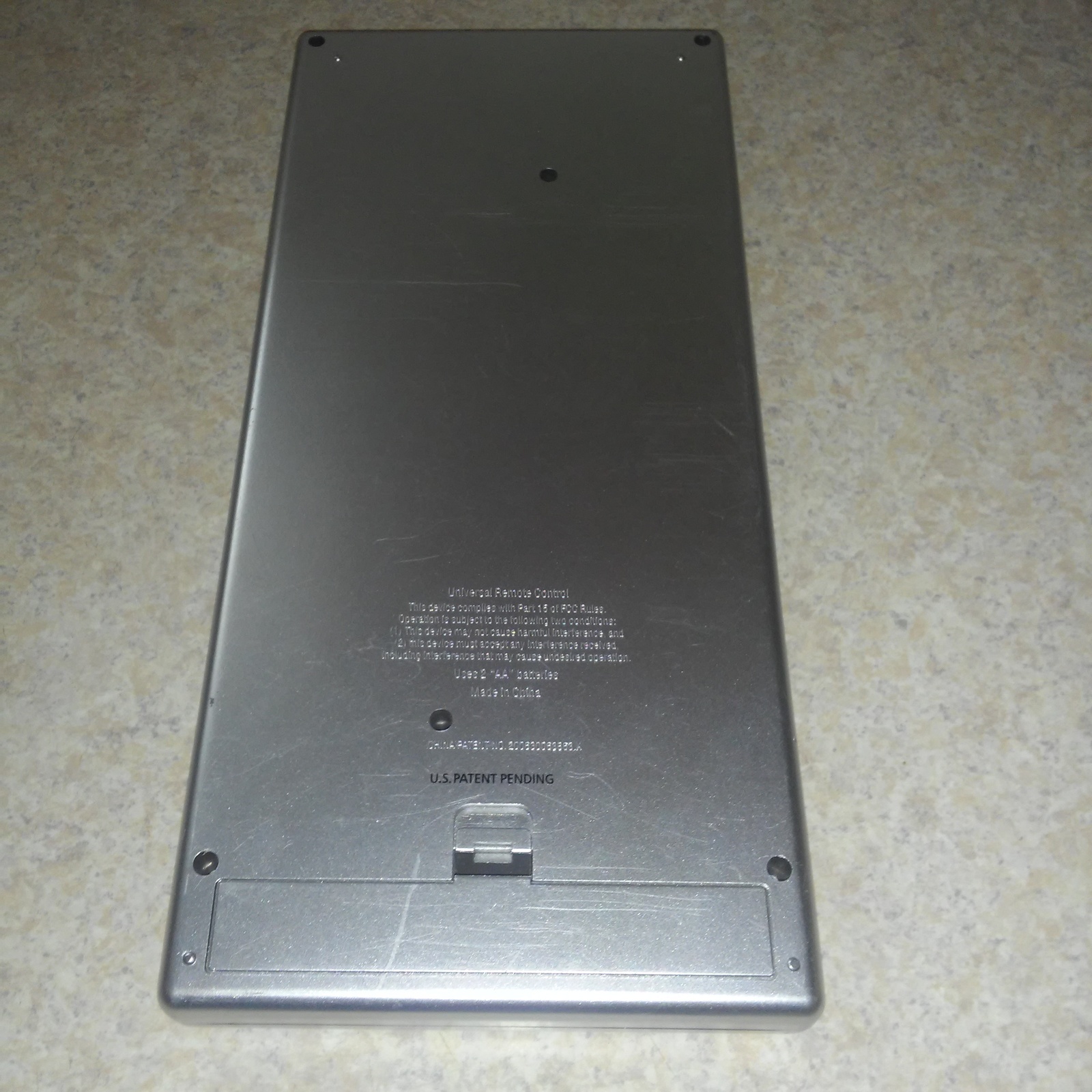 EMERSON JUMBO UNIVERSAL REMOTE CONTROL 200630063863.X, Batteries/Manual