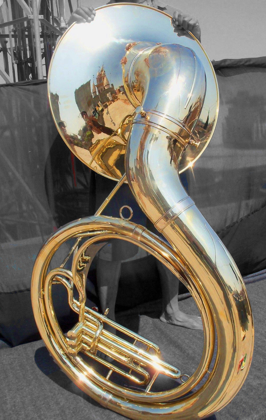 JUMBO BBb SOUSAPHONE CLASSIC BRITISH BESSON DESIGN. NATURAL BRASS