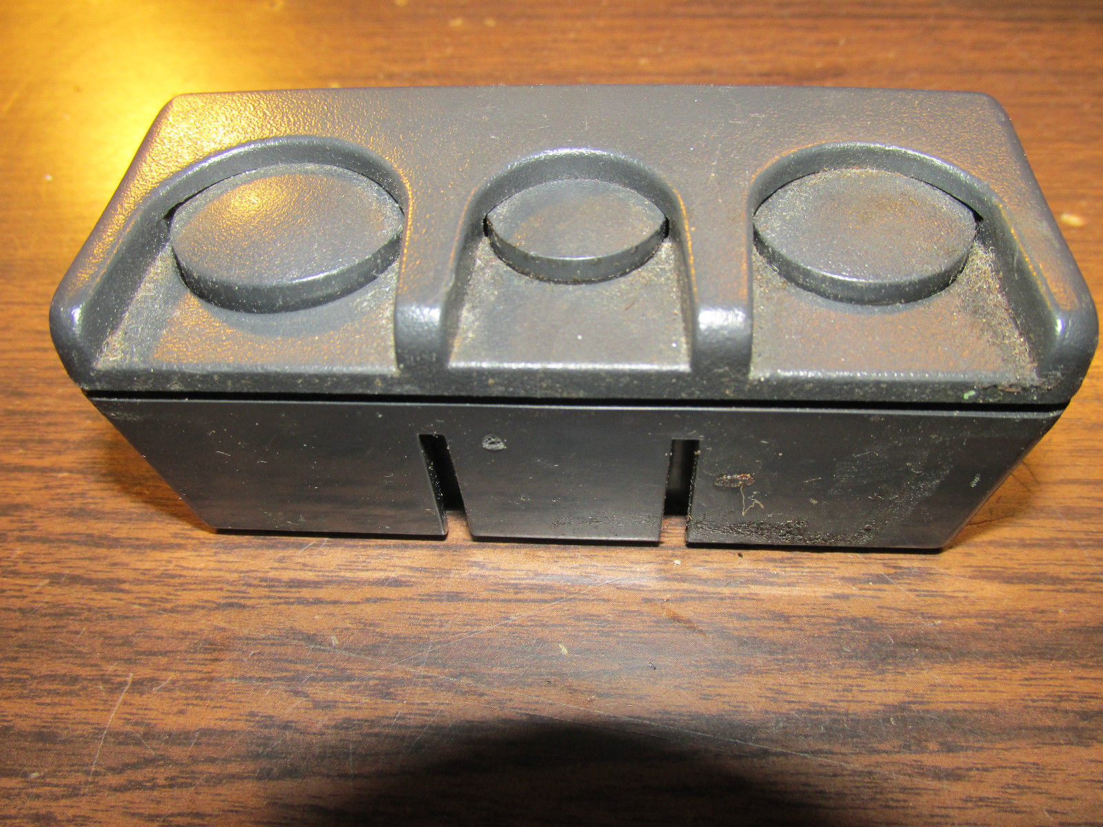 CHEVROLET COIN HOLDER SILVERADO Sierra GMC Blazer Console COIN HOLDER Consoles & Parts