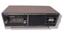 Vintage Realtone Alarm Clock Radio 3417. Flip Numbers - WORKS!