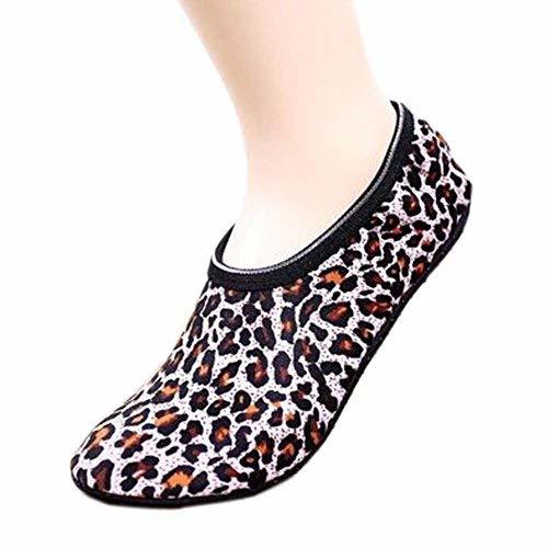 PANDA SUPERSTORE 2 Pairs Dark Leopard Pattern Travel Yoga Socks Thick Women Sock
