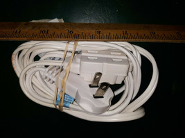 21BB78 POLARIZED EXTENSION CORD, 7&#39; LONG, 16/2 WIRES, TRIPLE TAP, WALL H... - $4.91