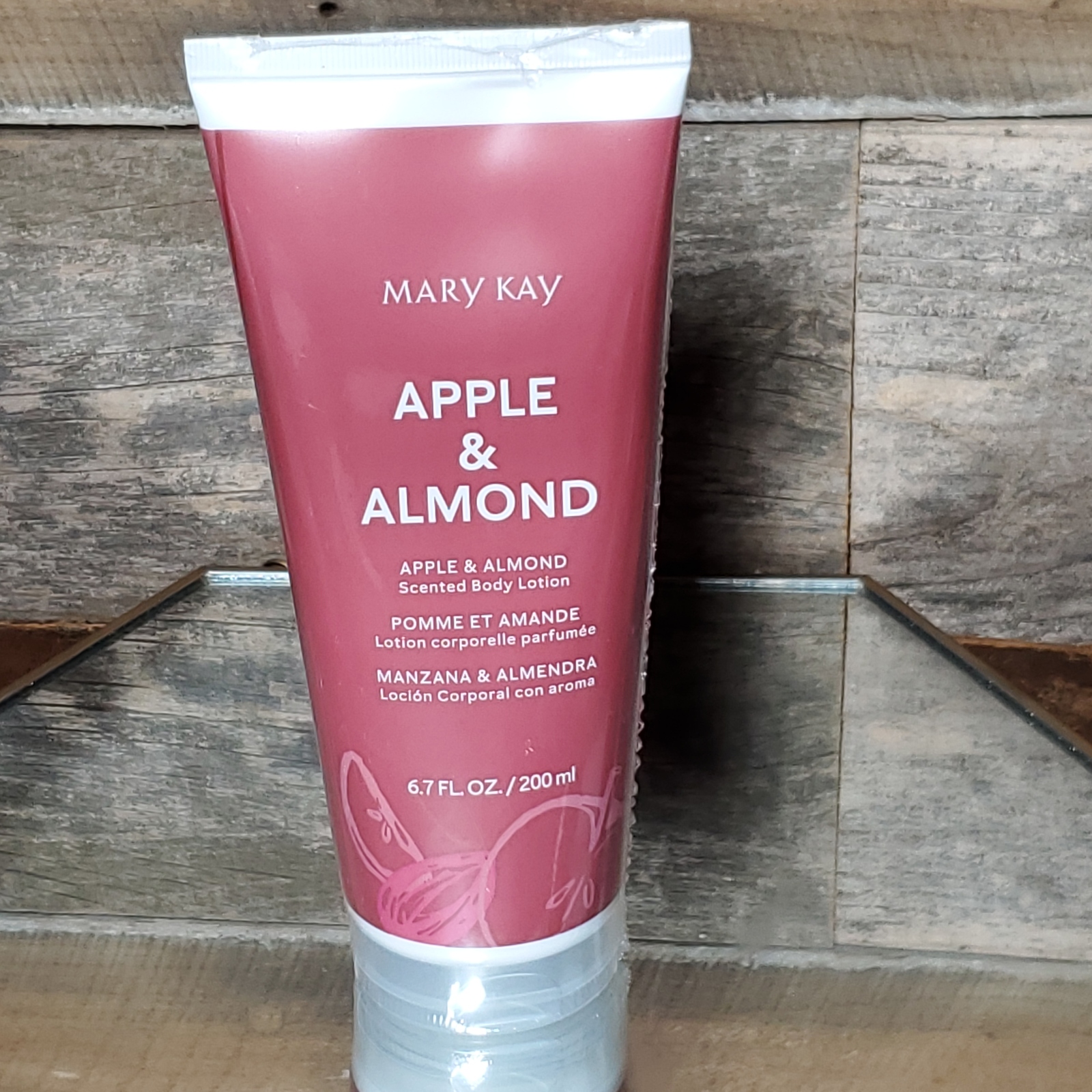 Primary image for Mary Kay Apple & Almond Scented Body Lotion