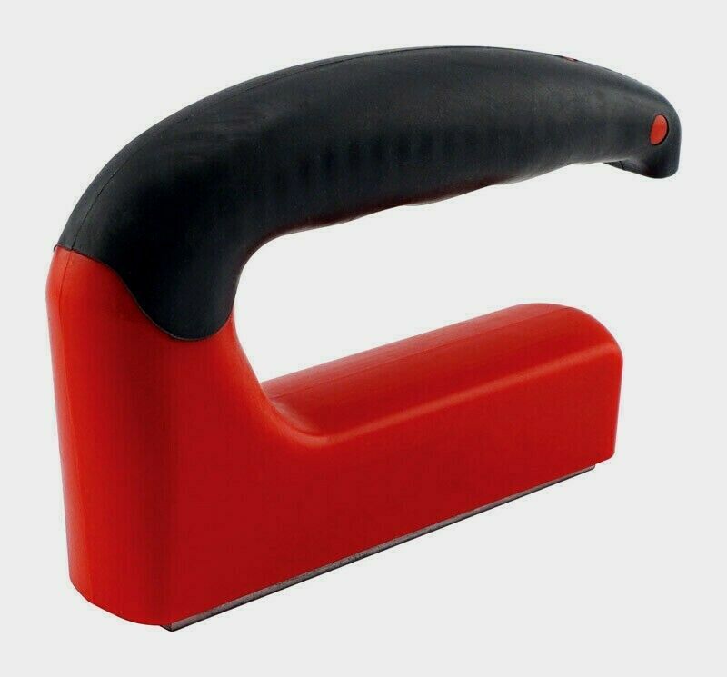 Master Magnetics 5.25 in. Ceramic HANDLE MAGNET Red 100 lb. Pull Hang/Hold 07501