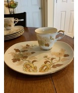 Retro 1970&#39;s Snack Party Plate &amp; Cup Set Dahlia Flower Setting for 5 Mod... - $37.62