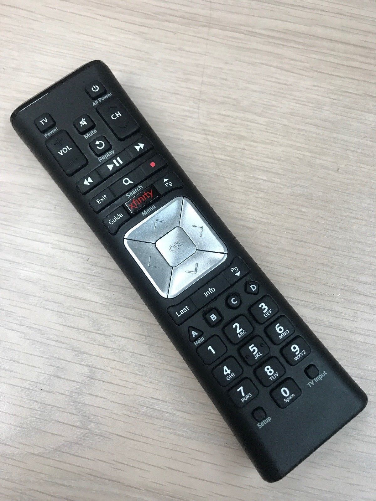 Xfinity Comcast Xr5 V4 Remote Control -tested- (y1) - Remote Controls