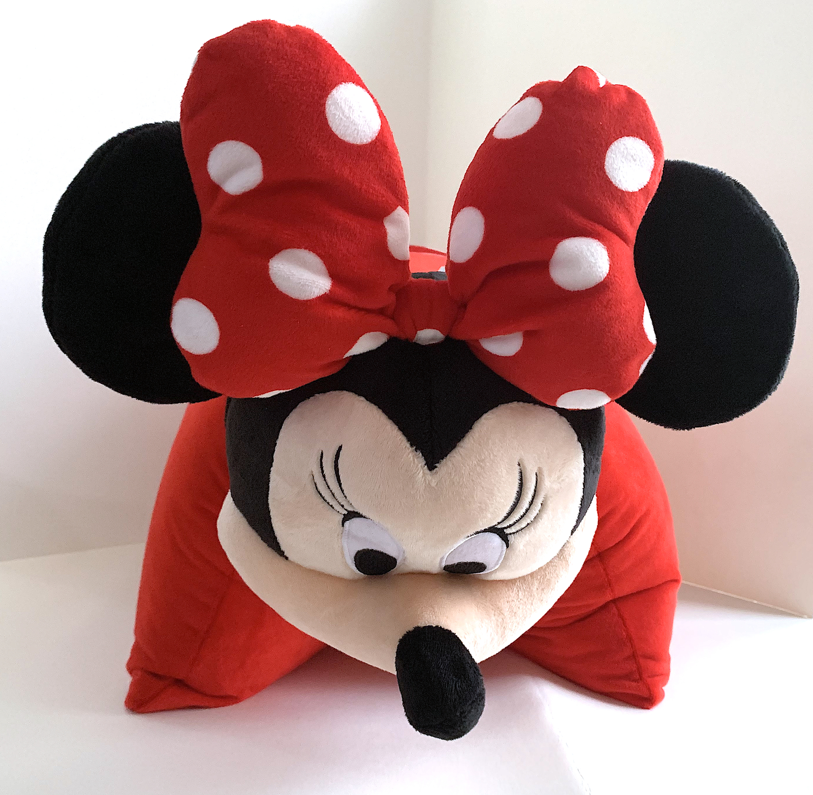 disney minnie mouse pillow pet