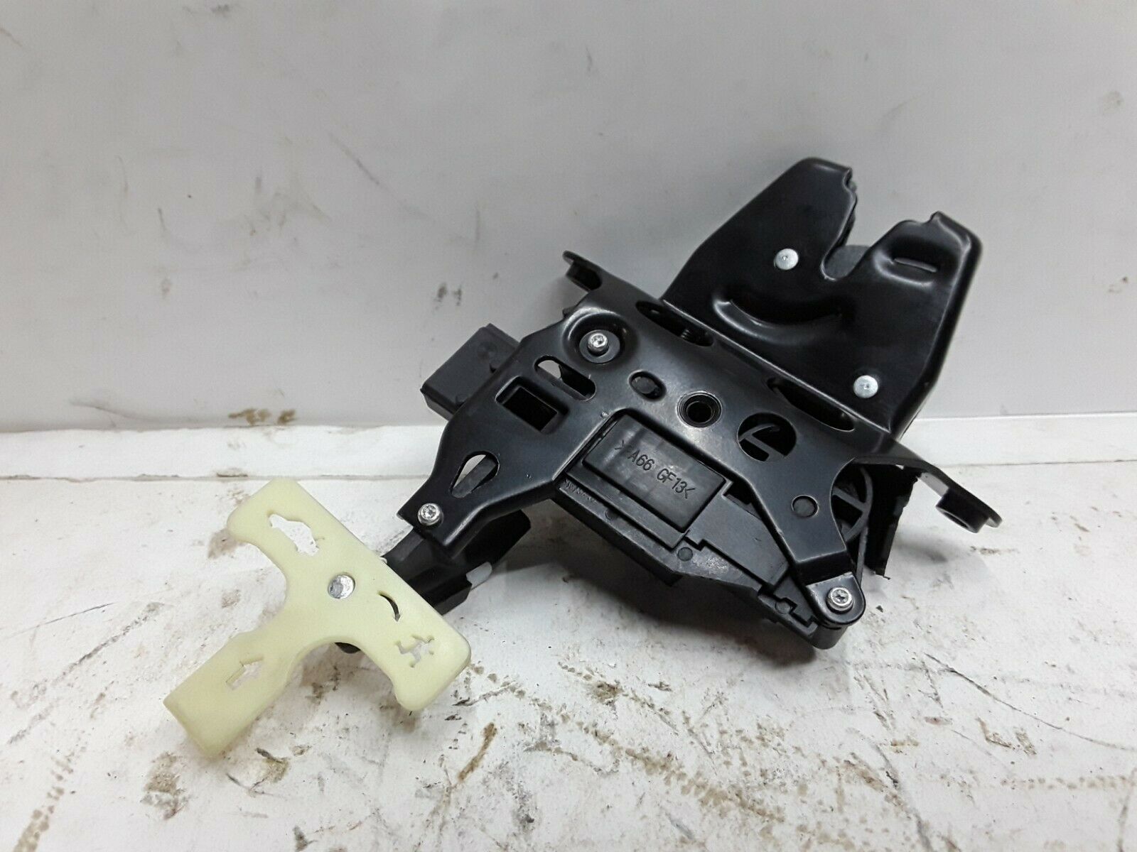 06 07 08 09 10 11 12 Chevy Malibu trunk latch assembly OEM Locks