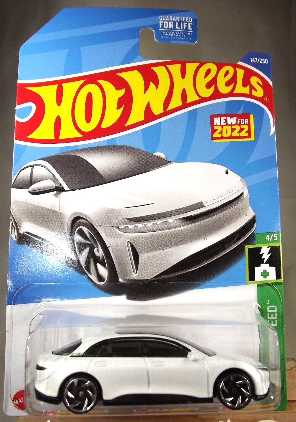 2022 Hot Wheels #147 HW Green Speed 4/5 LUCID AIR White w/Chrome RA Spoke Wheel