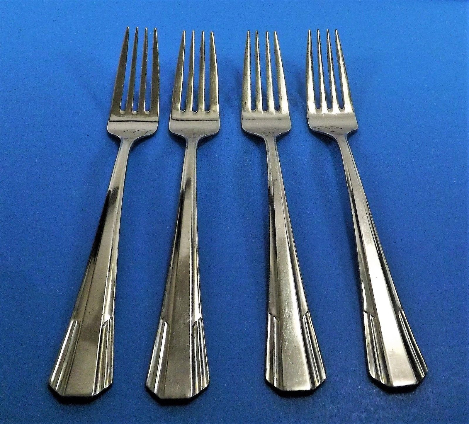 REED /& BARTON ESTORIL TEASPOON STAINLESS MULTIPLES VERY GOOD