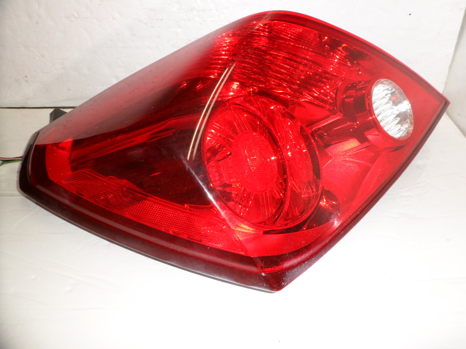 2008 nissan altima coupe tail lights