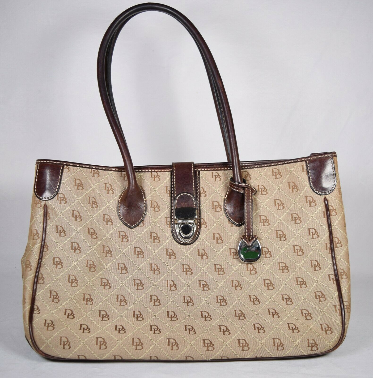 dooney and bourke signature tote