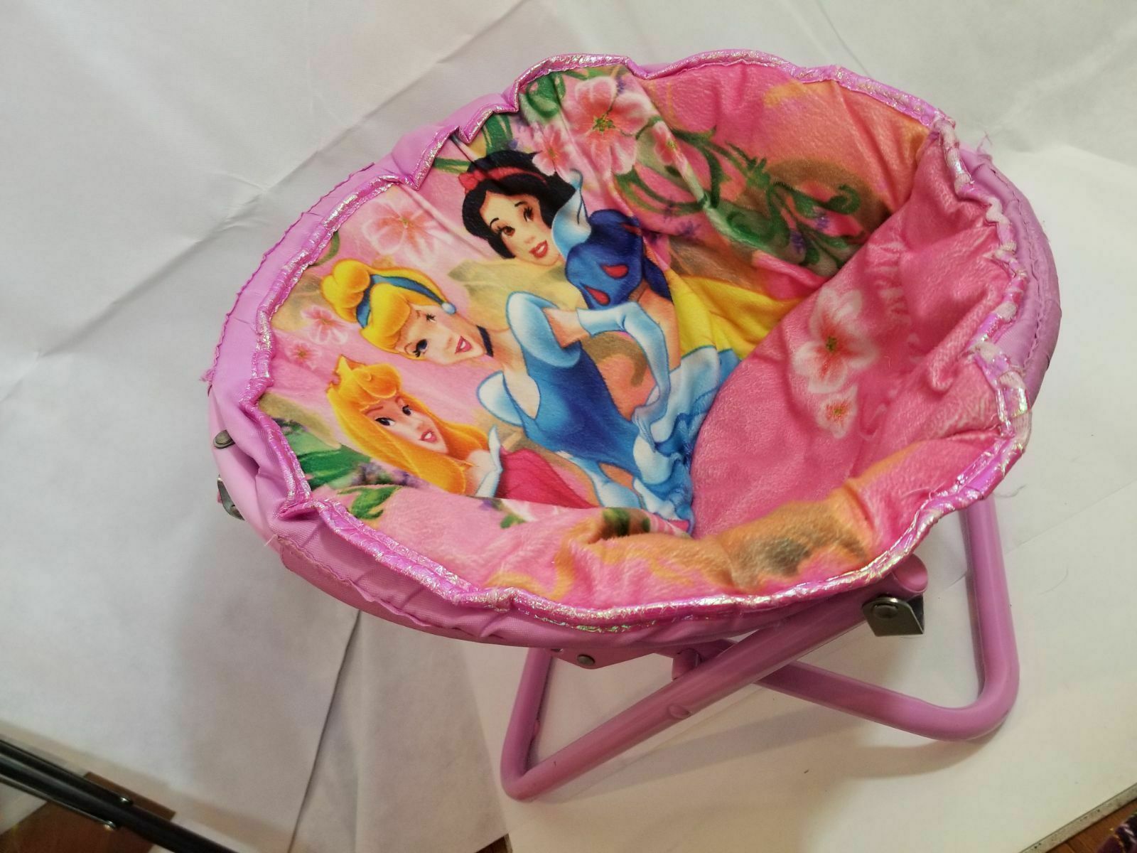 Disney Toddler PINK Princess Mini Saucer Chair Kid's play room learning