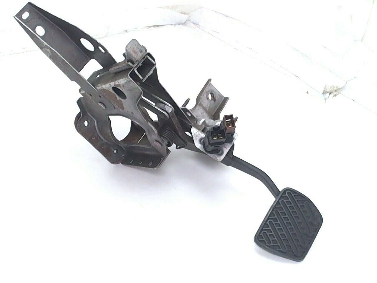 0713 Nissan Altima 0914 Maxima Brake Pedal Support Assembly Bracket 46501JA015 Pedals & Pads