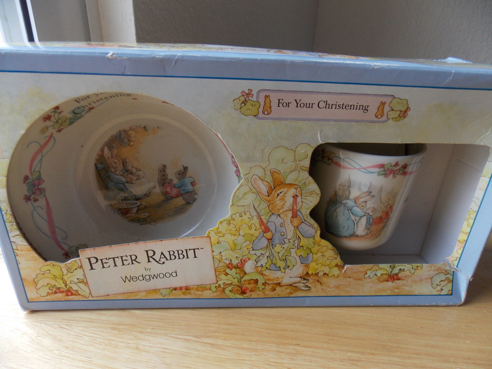 1991 Wedgewood Peter Rabbit 2pc. Christening Dinner Set Decorative
