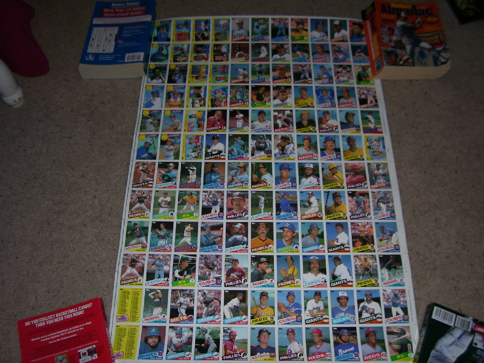 1985 Topps baseball cards/ Complete Uncut Sheet Set/ EX condition