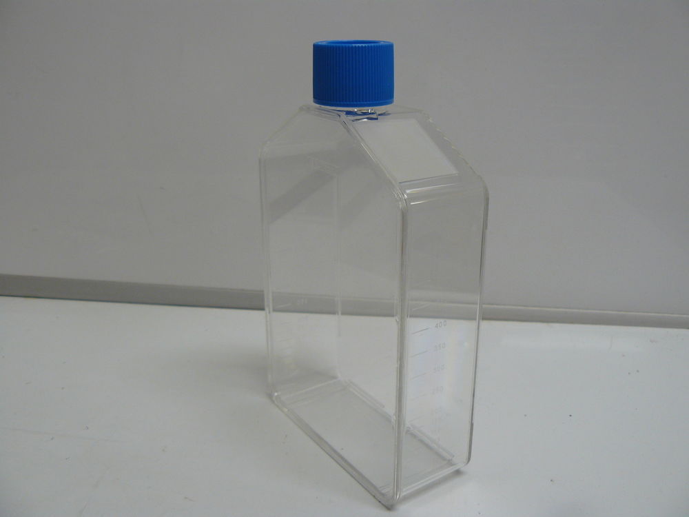 NEW! BD Falcon 353136 Tissue Culture Flask 75 cm2 250 mL Blue Vented