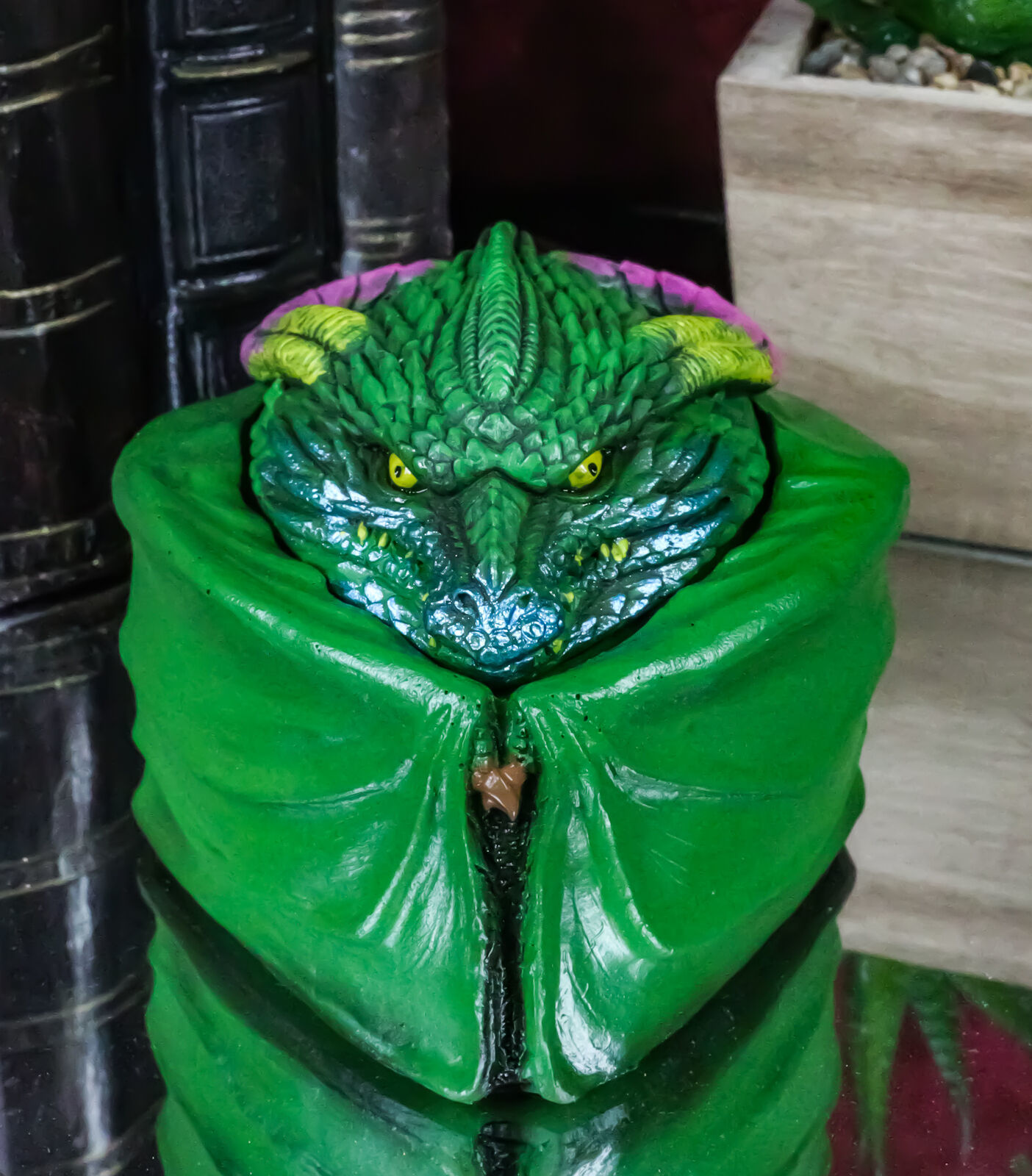 Hibernating Dragon Green Serpent Drake Small Stash Trinket Jewelry Box Figurine