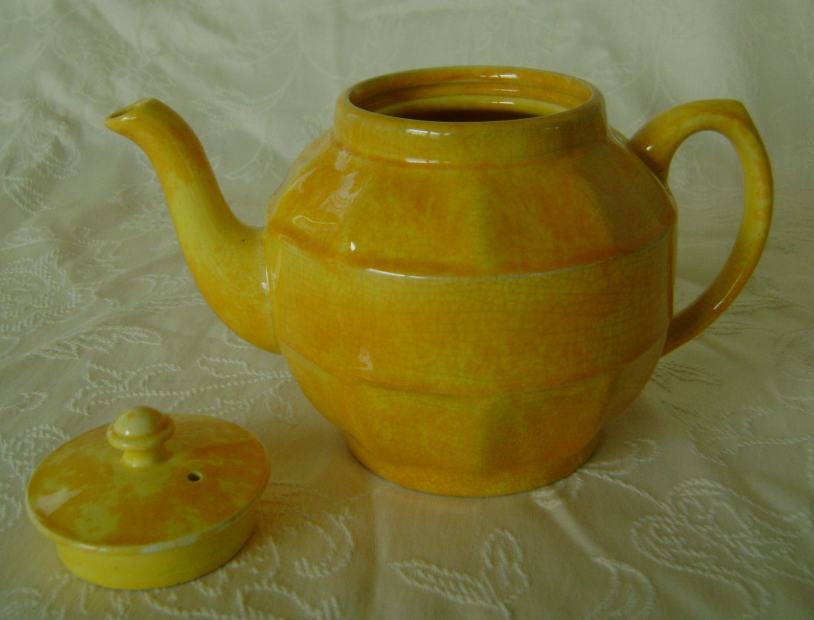 Teapot, Sadler, Yellow Ceramic, Crazing, EnglishMade Teapots