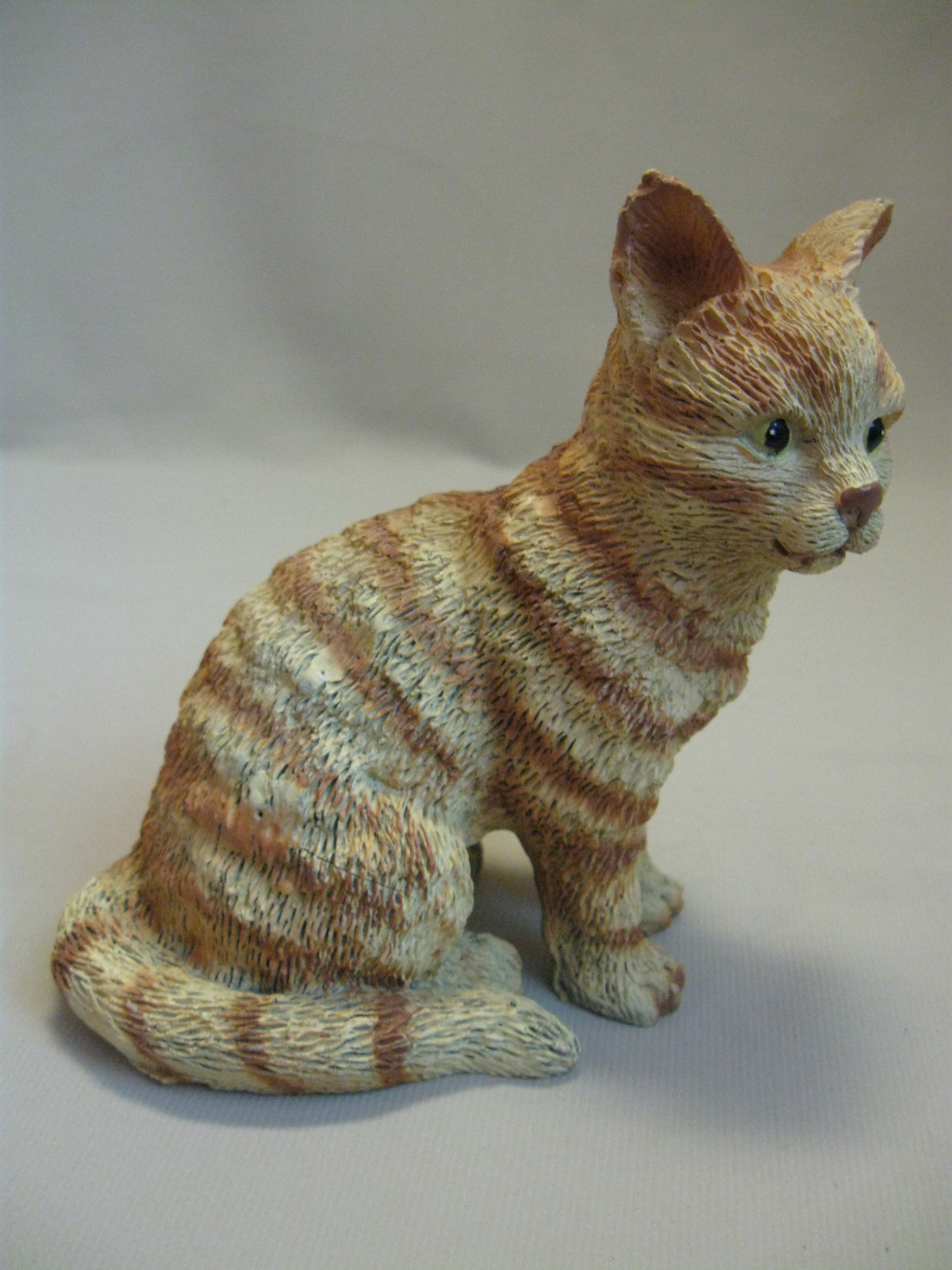 Figurine Statue Cat Kitten Tiger Stripe Cat Texture Material Resin