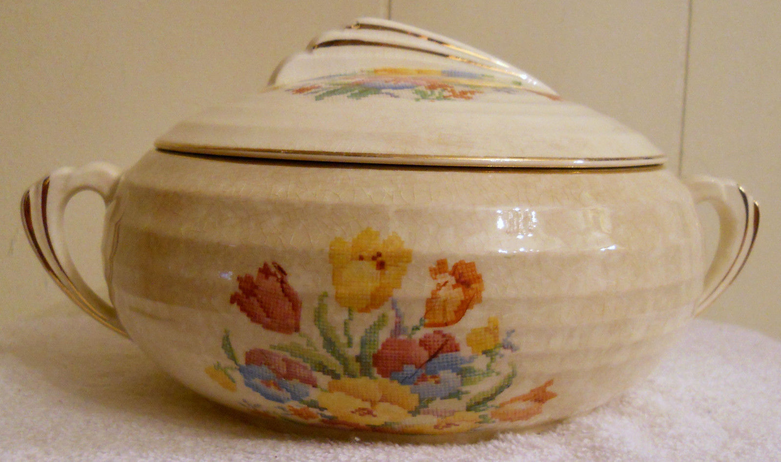Edwin M Knowles Casserole Dish: 1 listing Edwin M Knowles Casserole Dish: 1 listing