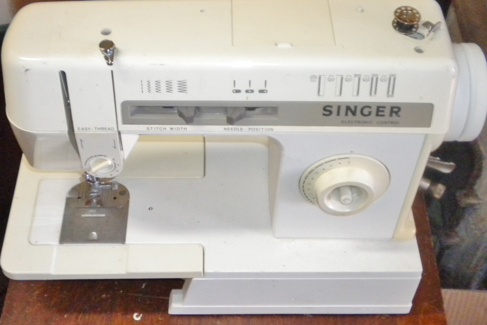 Singer Sewing Machine 2502c User Manual