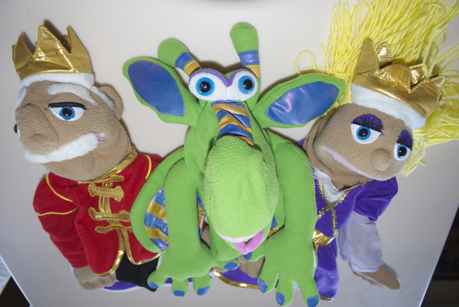 melissa and doug king puppet